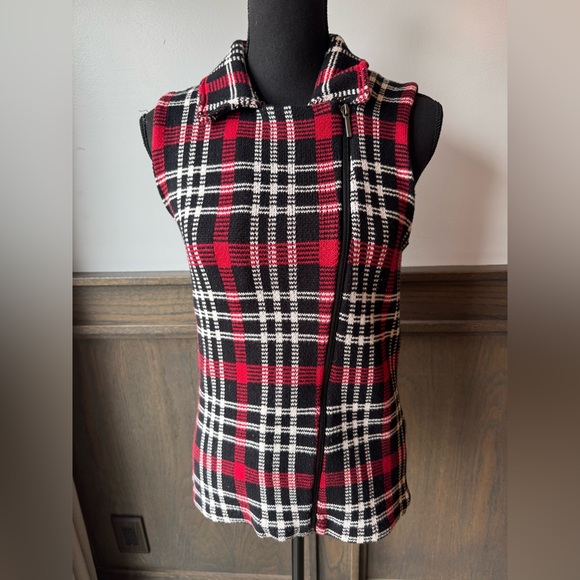 Chaps Red and Black Knit Zip up Vest small EUC - Picture 2 of 8